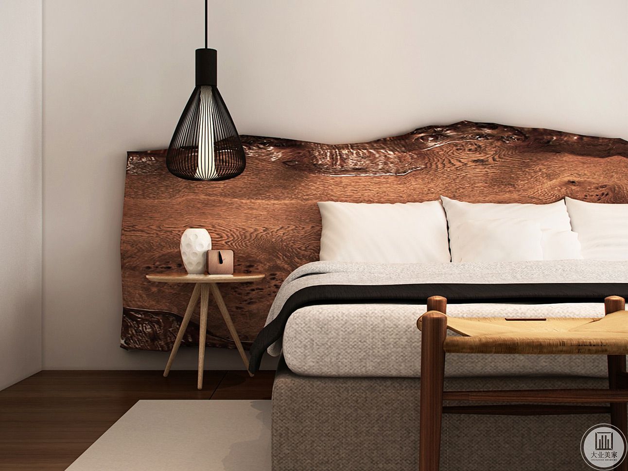 床头为木质，整体感觉与整个房间相似的色调，并搭配浅色的地毯，给人一种简洁感觉