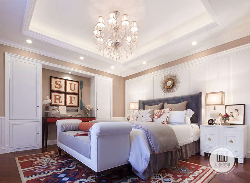 卧室布置较为温馨，作为主人的私密空间，主要以功能性和实用舒适为考虑的重点。