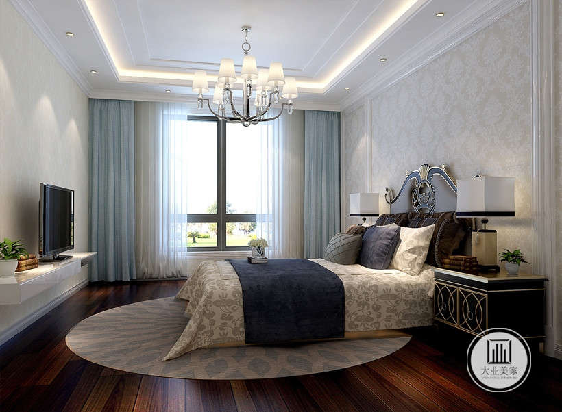 卧室白色透明的纱帘、不规则的吊灯、浪漫清新之感扑面而来。